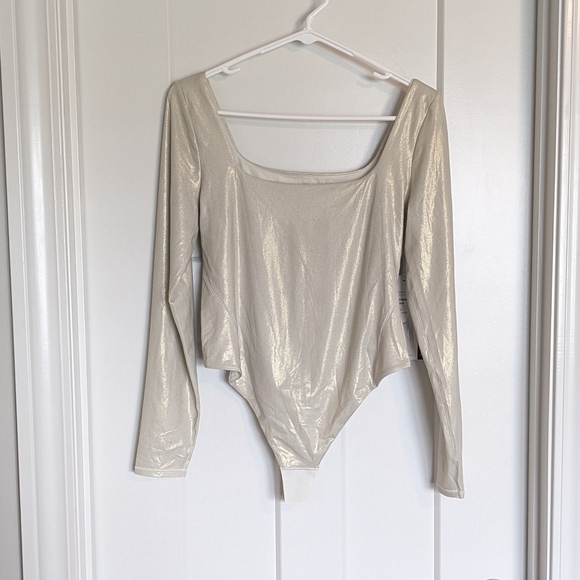 NWT Lululemon Wundermost Shimmer Nulu Bodysuit sz L - Picture 1 of 7